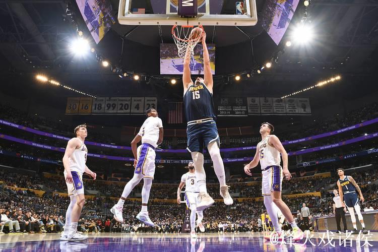 约基奇34+13威少两双詹姆斯18分 掘金大胜湖人